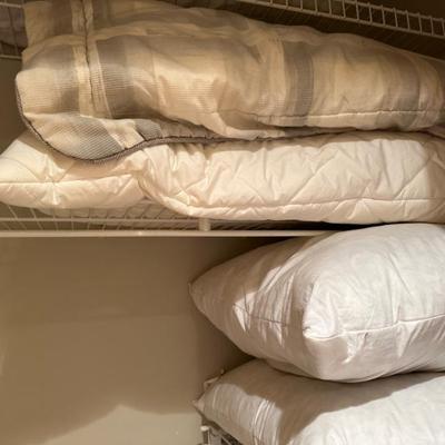 pillows and bedding