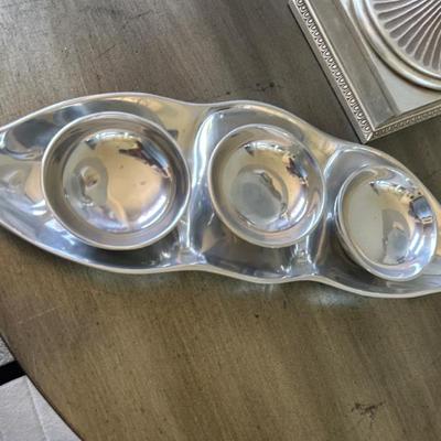 pea silverware set