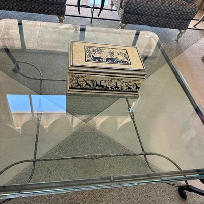 Large cocktail table