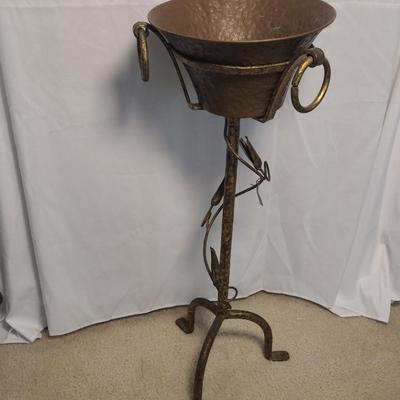 Bronze Metal Plant Stand