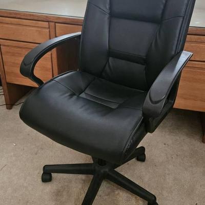 Black Leather Type Office Chair