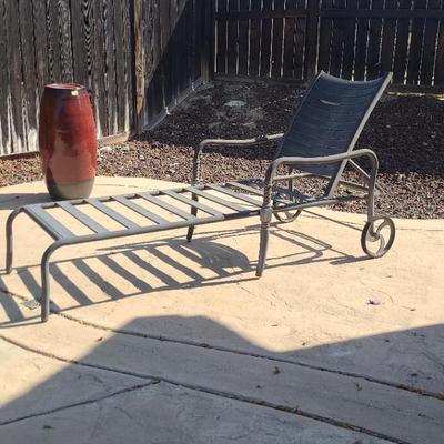 Hampton Bay Lounge Chair