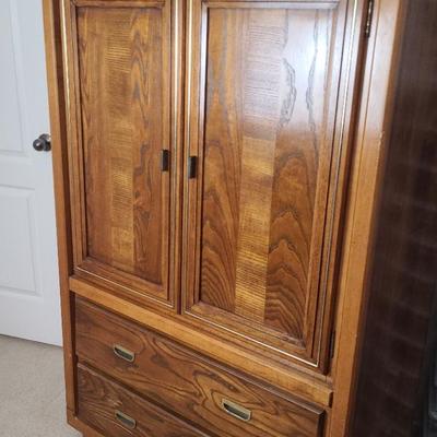 Cabinet With Drawers