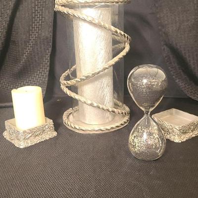 Silvertone Metalic Color Decor 
