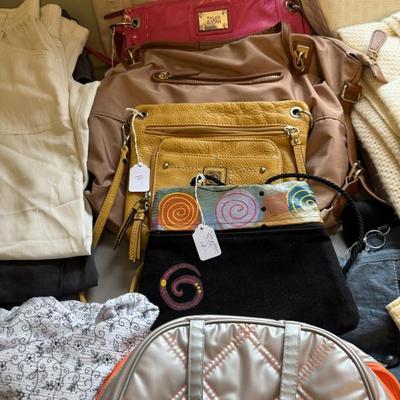 Sale Photo Thumbnail #105