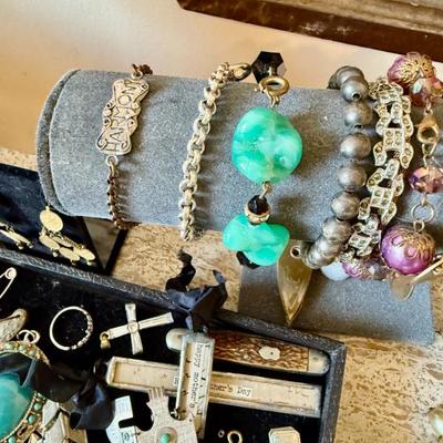 Sale Photo Thumbnail #36