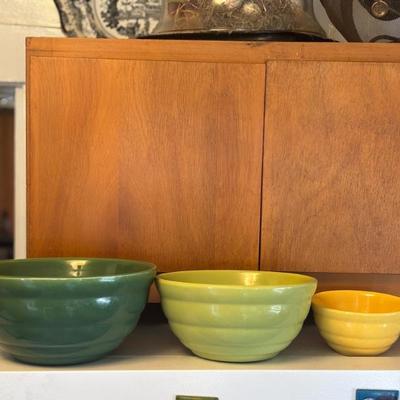 Sale Photo Thumbnail #59: Vintage Bauer Mixing Bowls