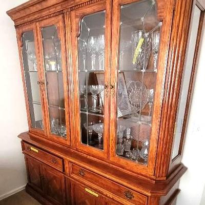Thomasville China Cabinet