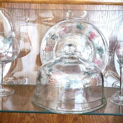 Grape Motif Glassware