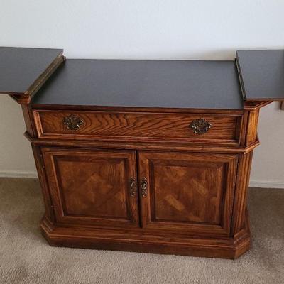 Thomasville Bar Server 