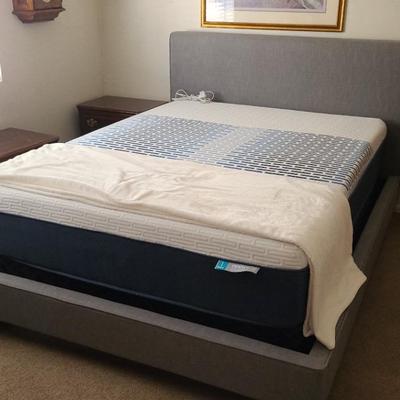 Queen Bed