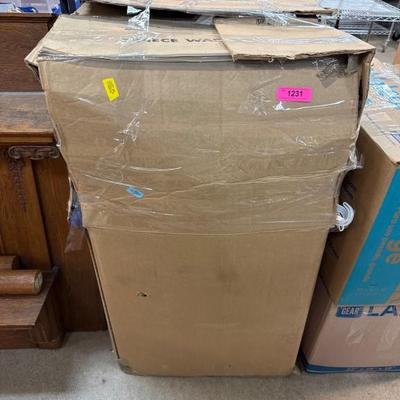 Sale Photo Thumbnail #240