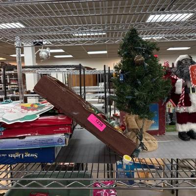 Sale Photo Thumbnail #247