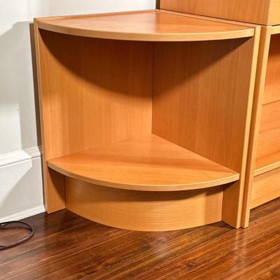 Swedish Style One-Shelf Corner Round - 1/2 | Swedish-style one-shelf corner round, as additional storage to a bookshelf. - h. 23 x d. 16 in
