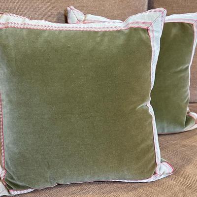 (2pc) Throw Pillows - Green Velvet 2/2 | Two square reversible throw pillows with green velvet fabric and white trim, with solid green...