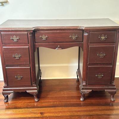 Georgian Style Writing Desk/Vanity | Antique (1940s) Georgian style mahogany knee hole writing desk or vanity dresser (no mirror),...
