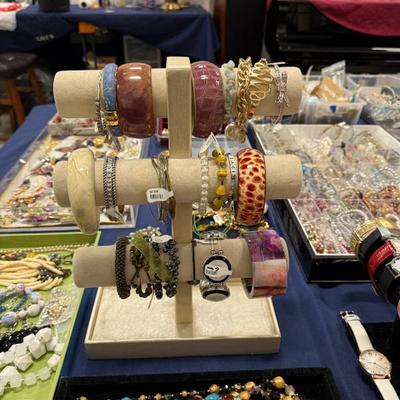 Sale Photo Thumbnail #27