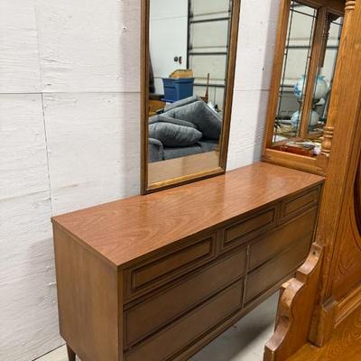 Sale Photo Thumbnail #43