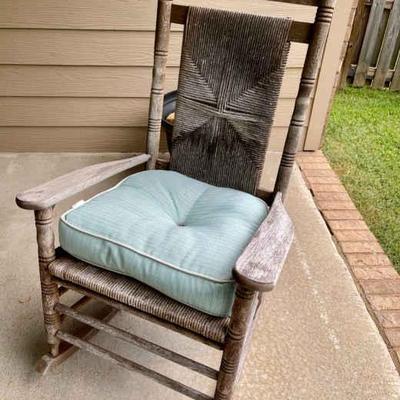 087-PAT: That Rocking Chair