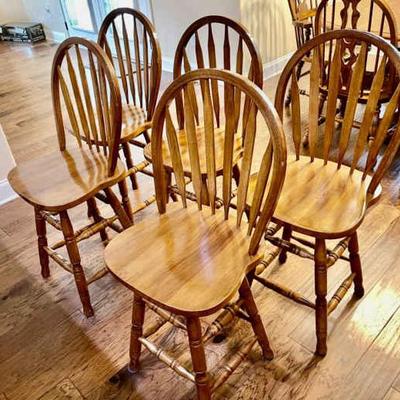 047-KIT: 5 Oak Counter-Height Chairs