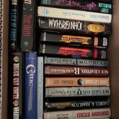 BE370 Mystery Books For Adults