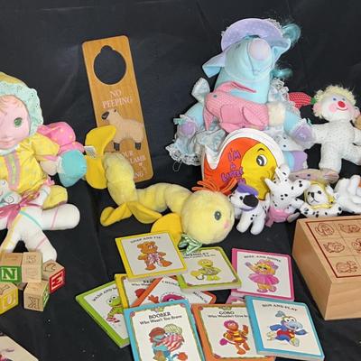 BE345 Vintage Baby Toys And More