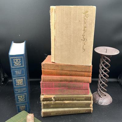 BE303 Vintage Books 
