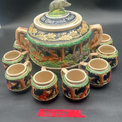 BE229 Vintage German Punch Bowl/Soup Tureen & 8 Cups