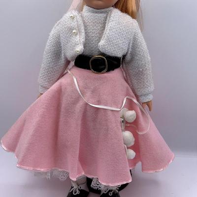 BE118 Sandi Rock ‘N’ Roll Doll