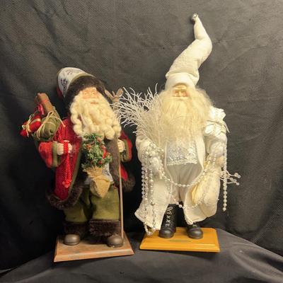 BE174 Old World Santa & Mountain Santa 