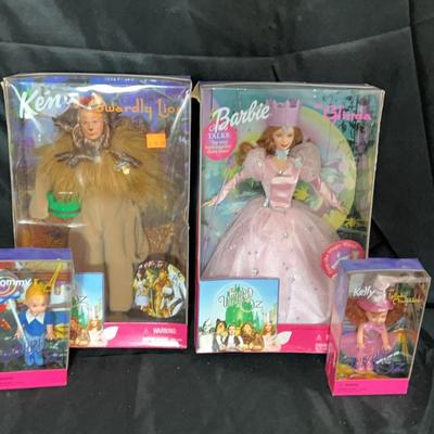 BE313 Glenda Wizard Of Oz Barbie