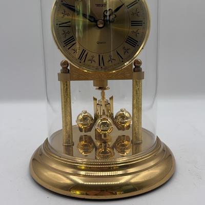 BE151 Chiming Westminster Concordia Germany Anniversary Clock Quartz 85 Battery Operated