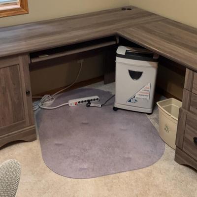 Gray Wooden L Desk 