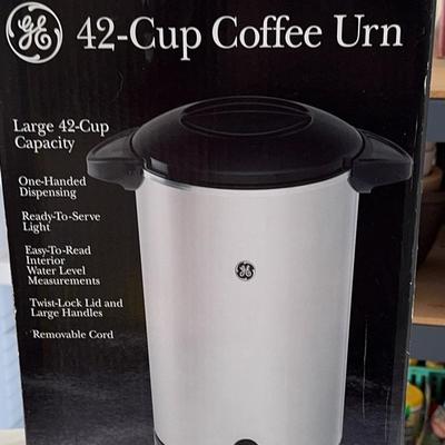 42-cup Coffee Urn