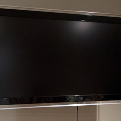 XBR 45in TV with a Wall mount 