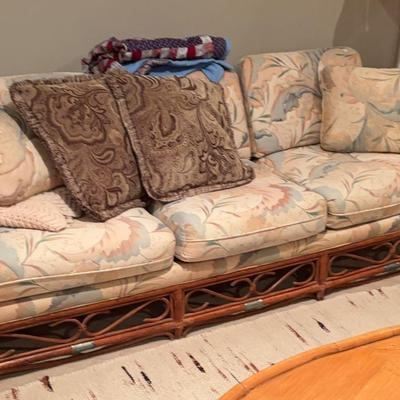 Riverside Wood Bottomed Couch 