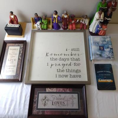 U.T.I Figurines And Home Decor