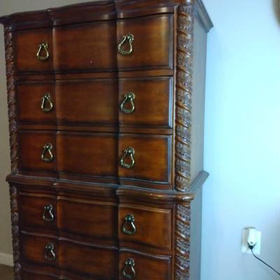 Twin Dressers