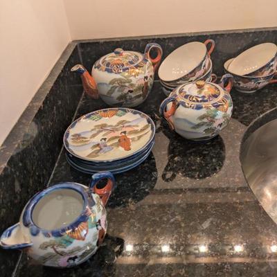 Japanese tea set 