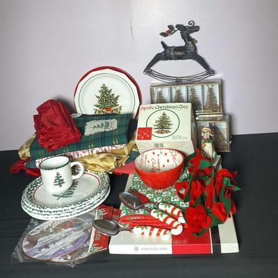Setting The Table Christmas 