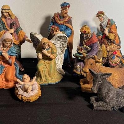 Kirkland Signature Nativity Figurines