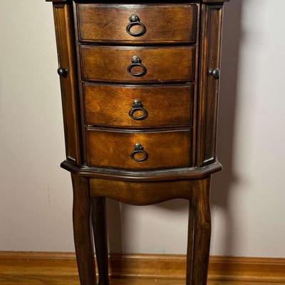 Standing Jewelry Box