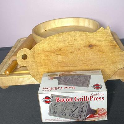 Kitchen Items -Wood