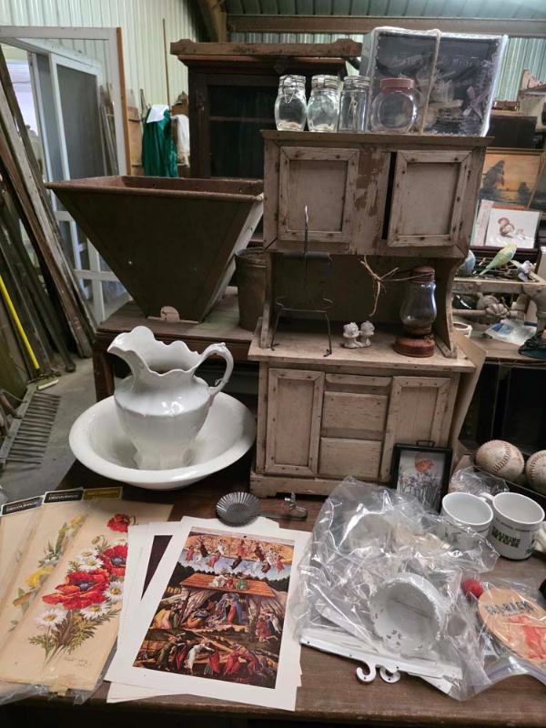 Sale Photo Thumbnail #381