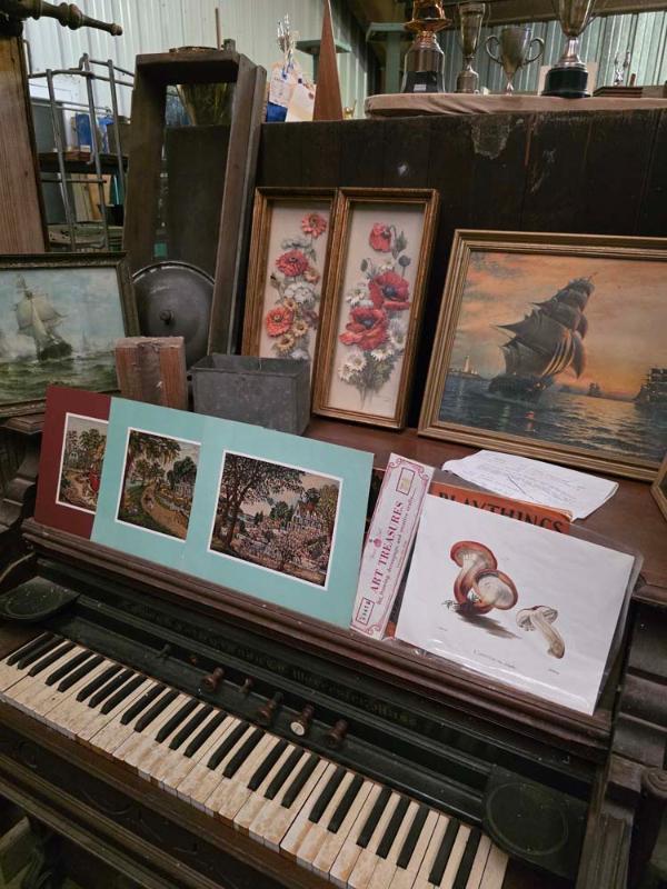 Sale Photo Thumbnail #388