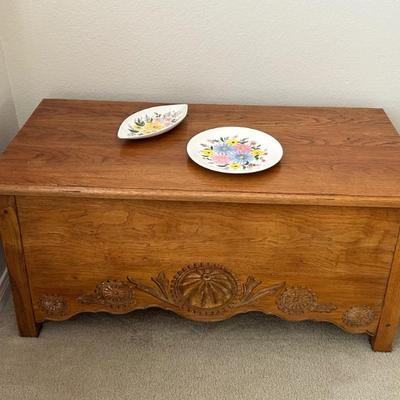 Our client has removed this chest from the sale. We apologize for any inconvenience and look forward to seeing you at the sale. 