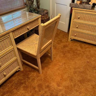 Wicker dresser set
