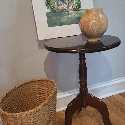 Round pedestal Table, wood bud vase, wicker basket & Colorful print
