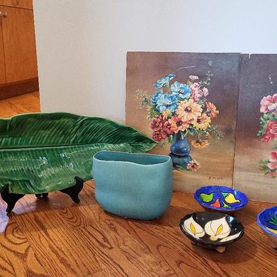 Large Glass Leaf, 3 Ceramic Bowls, Vase & 2  Paintings