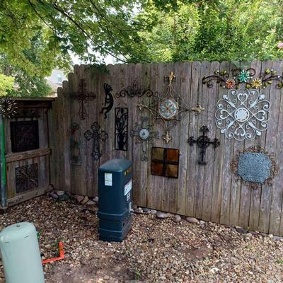 Fence Art and Outdoor Signs Lot #3 – Crosses, Metalwork & Decorative Pieces